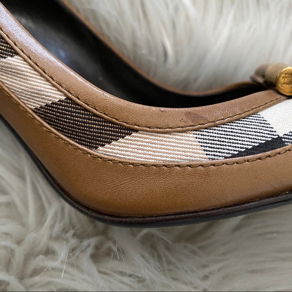 BURBERRY Nova Check Buckle Pump 7.5 - Picture 10 of 10
